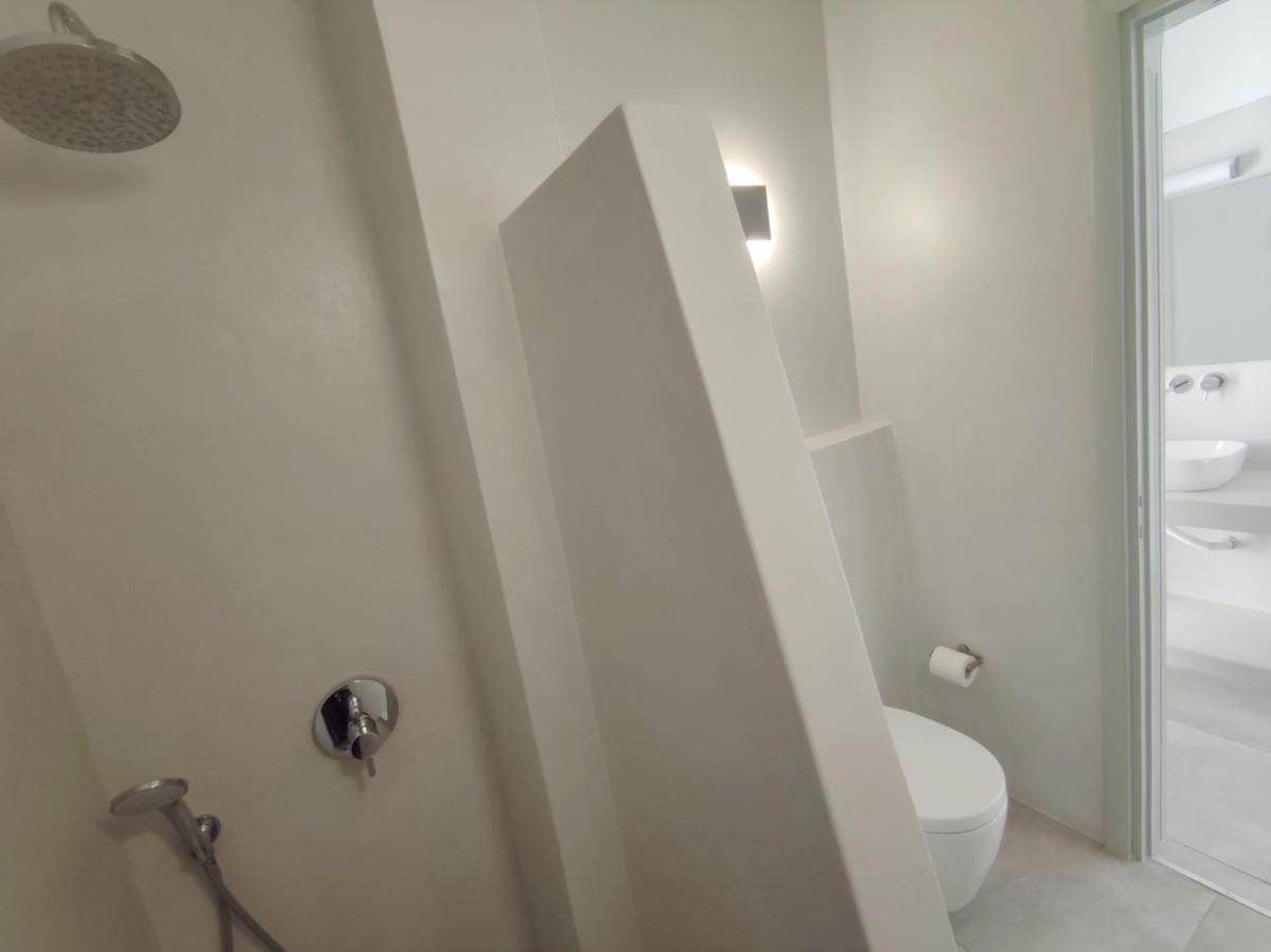 V Angelo Rooms Периса Екстериор снимка